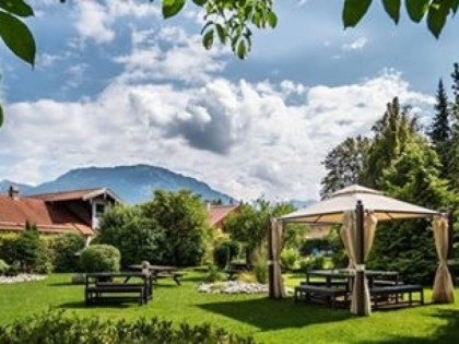 Фото: Alpenhotel Wittelsbach &amp;amp; Gikitzer&amp;#039;s restaurant. lounge &amp;amp; garten